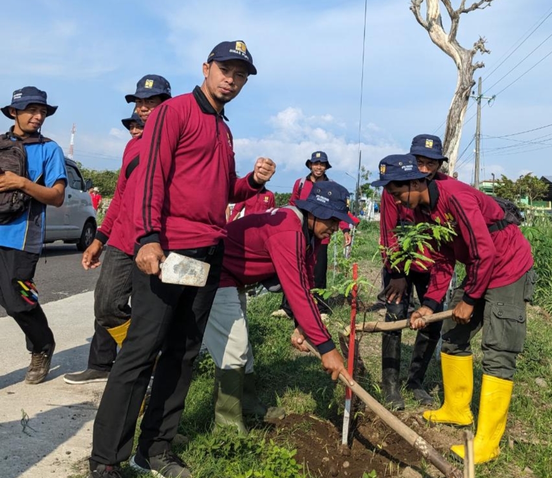 Hari Bhakti Ke 78 Dinas PUPR Tanam 2000 Pohon Penghijauan
