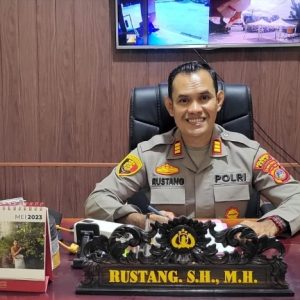 Saatnya Masyarakat Cerdas, Ini Perbedaan Debt Collector Resmi dan Aturan Hukumnya Saatnya Masyarakat Cerdas, Ini Perbedaan Debt Collector Resmi dan Aturan Hukumnya