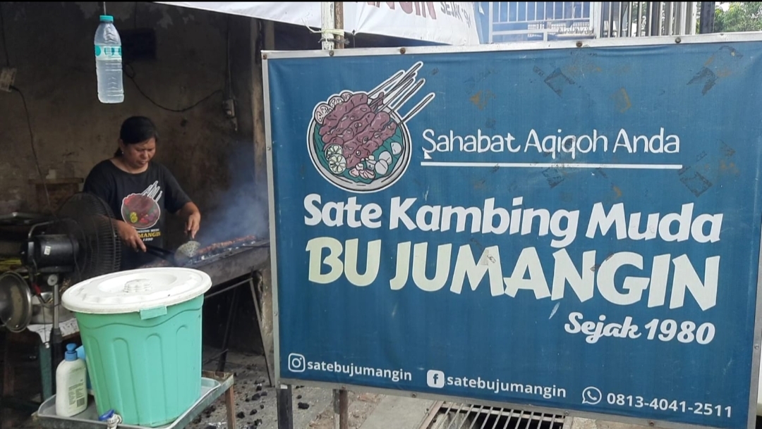 Sate Kambing Muda Bu Jumangin Kediri, Kenikmatan Legendaris yang Sulit Dilupakan