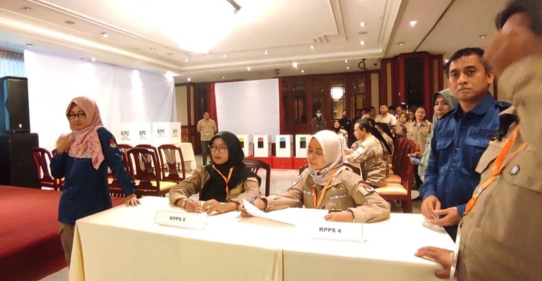 KPU Kota Kediri Gelar Bimtek PPS dan Simulasi Pemungutan Suara Pemilu 2024