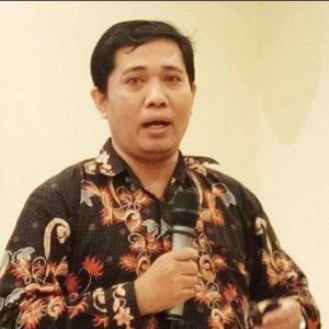 Dr. Surokim : Masyarakat Tak Terpengaruh Manuver Elit Politik