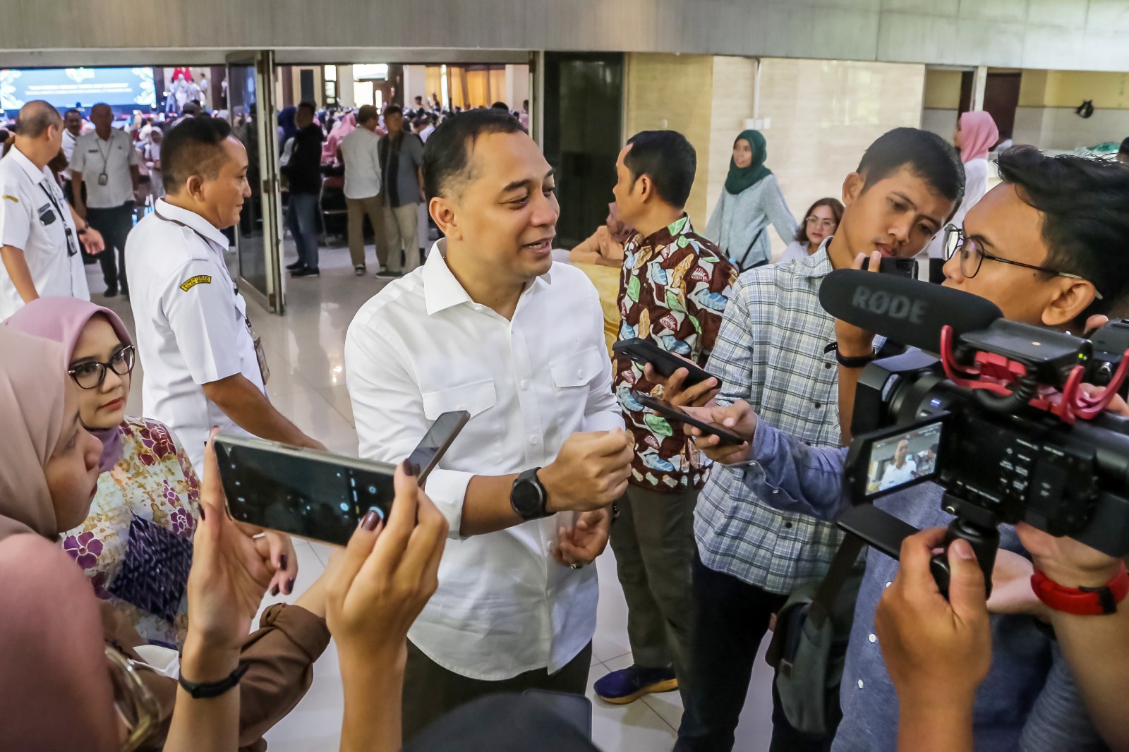 Wali Kota Surabaya Warning Komite Tidak Menarik Iuran Siswa