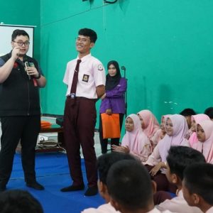 Capaian Bupati Kediri Hadirkan Sekolah Gratis Hingga Tingkatkan Kesejahteraan Guru Non ASN Tahun 2023