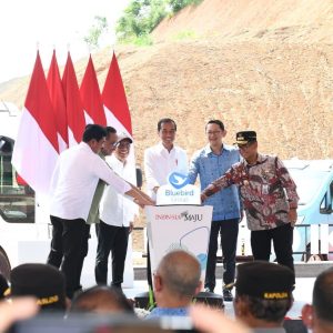 Di IKN, Jokowi Luncurkan Transportasi Ramah Lingkungan dan Groundbreaking Kampus Nusantara Di IKN, Jokowi Luncurkan Transportasi Ramah Lingkungan dan Groundbreaking Kampus Nusantara