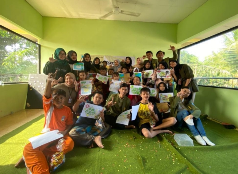 Mahasiswa Program Bina Desa UPN Veteran Jatim Turut Andil di TBM Gabungan se Kec. Gununganyar