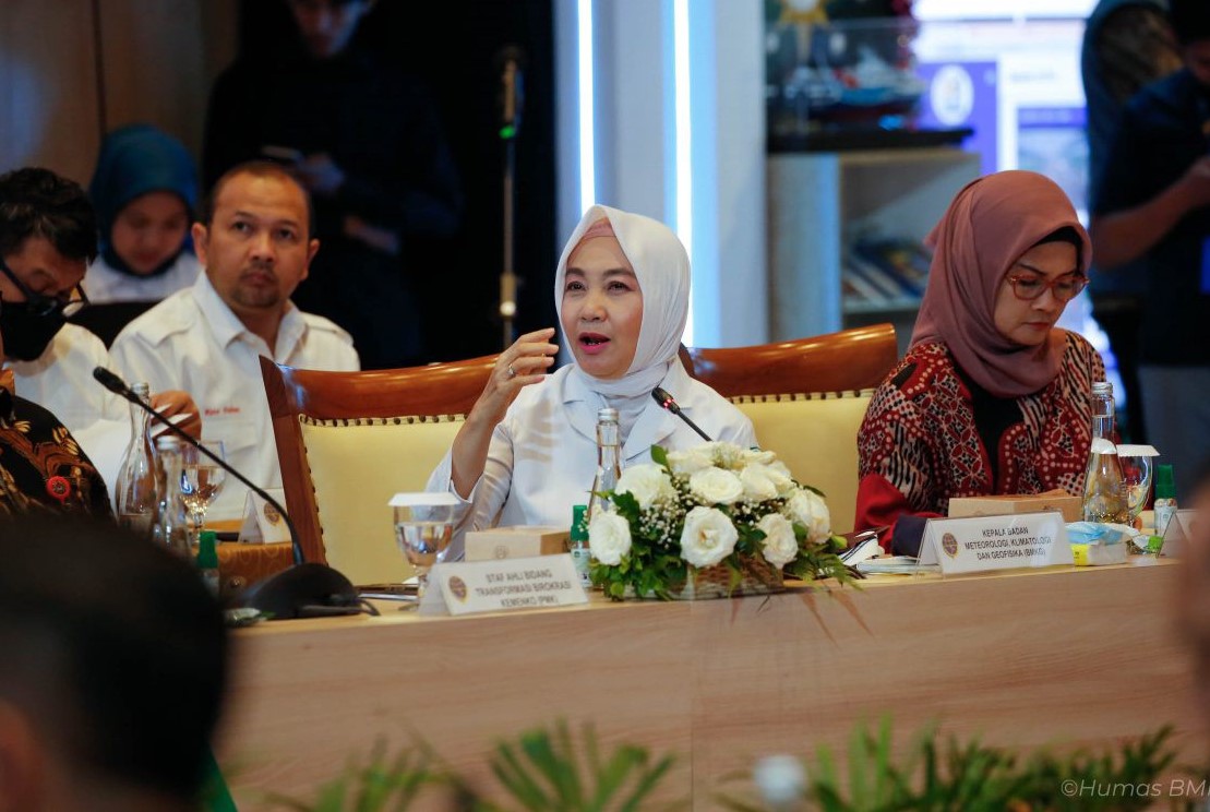 BMKG Ingatkan Masyarakat Waspada Cuaca Ekstrem Selama Nataru