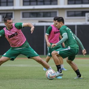 Lawan Persikabo 1973, Persebaya Tanpa Persiapan Khusus