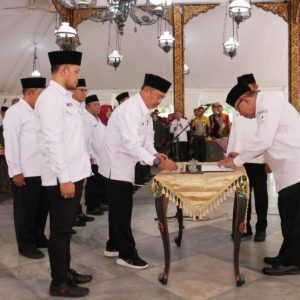 Lantik PMI Sumenep, H. Imam Utomo S : Tugas PMI Semakin Berat Lantik PMI Sumenep, H. Imam Utomo S : Tugas PMI Semakin Berat