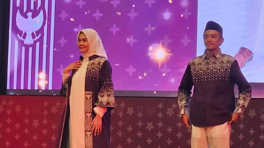 Ini Batik Seragam Baru Jemaah Haji Indonesia 2024