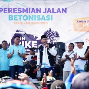 Fun Bike Meriahkan Peresmian Jalan Betonisasi Desa Tarik – Mlipirrowo Sidoarjo Fun Bike Meriahkan Peresmian Jalan Betonisasi Desa Tarik – Mlipirrowo Sidoarjo