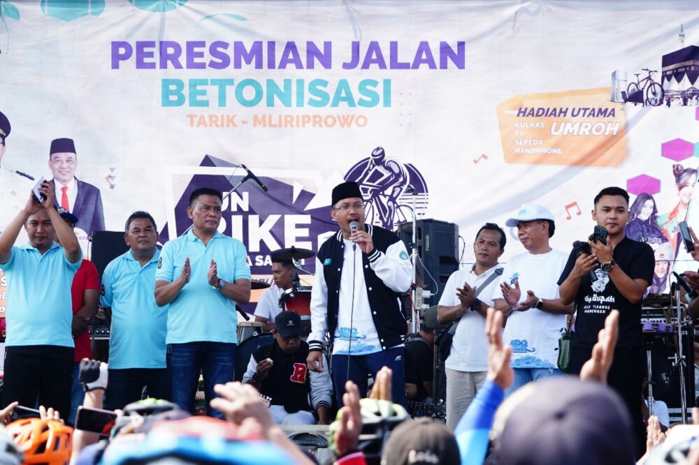 Fun Bike Meriahkan Peresmian Jalan Betonisasi Desa Tarik – Mlipirrowo Sidoarjo