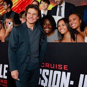 Aktor Tom Cruise kirim ratusan kue istimewa Natal seharga Rp2 juta Aktor Tom Cruise kirim ratusan kue istimewa Natal seharga Rp2 juta