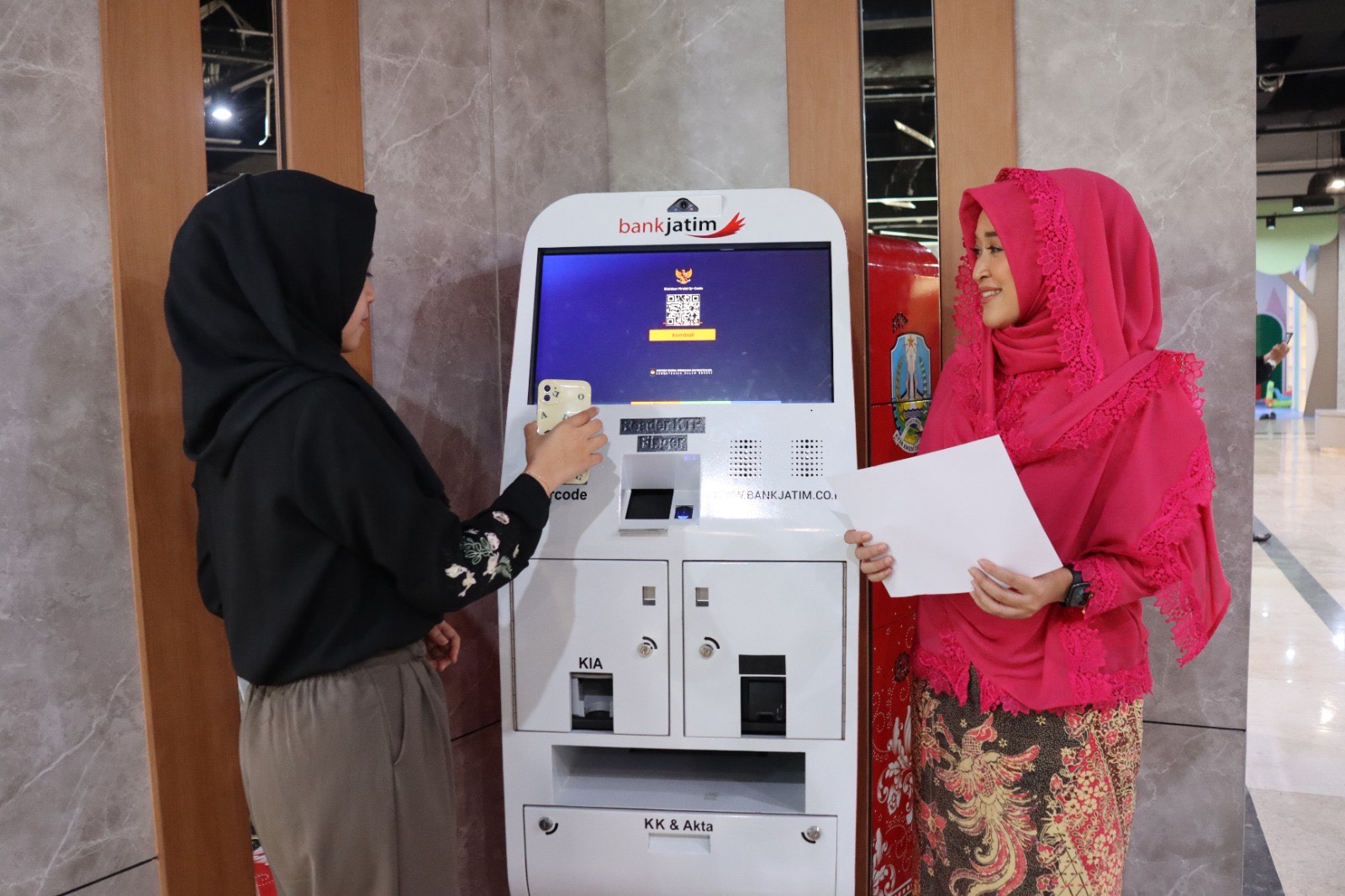 Sistem Pemerintahan Pemkot Surabaya Raih Predikat Memuaskan