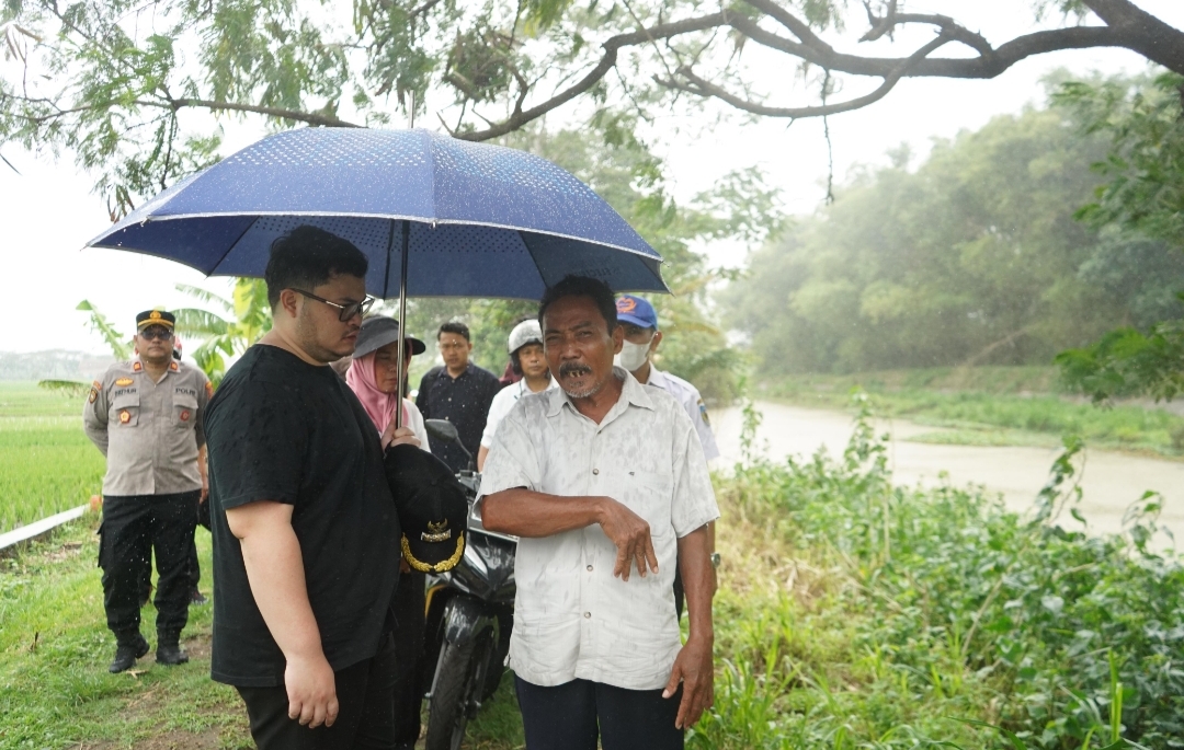 Hujan Deras, Bupati Kediri Cek Kondisi Sungai Kunjang Alami Pendangkalan