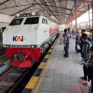 Imbas Kecelakaan Kereta Api di Cicalengka, Kedatangan KA Jarak Jauh dari Bandung Terlambat