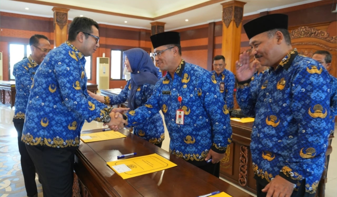 Pj Wali Kota Ali Kuncoro Minta OPD dan Camat Perbanyak Program Berdampak Bagi Masyarakat