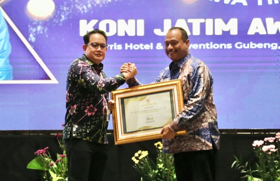 Di KONI Jatim Award 2023, Sekdaprov Adhy Dorong Penguatan Industri Olahraga yang Berdampak di Jatim
