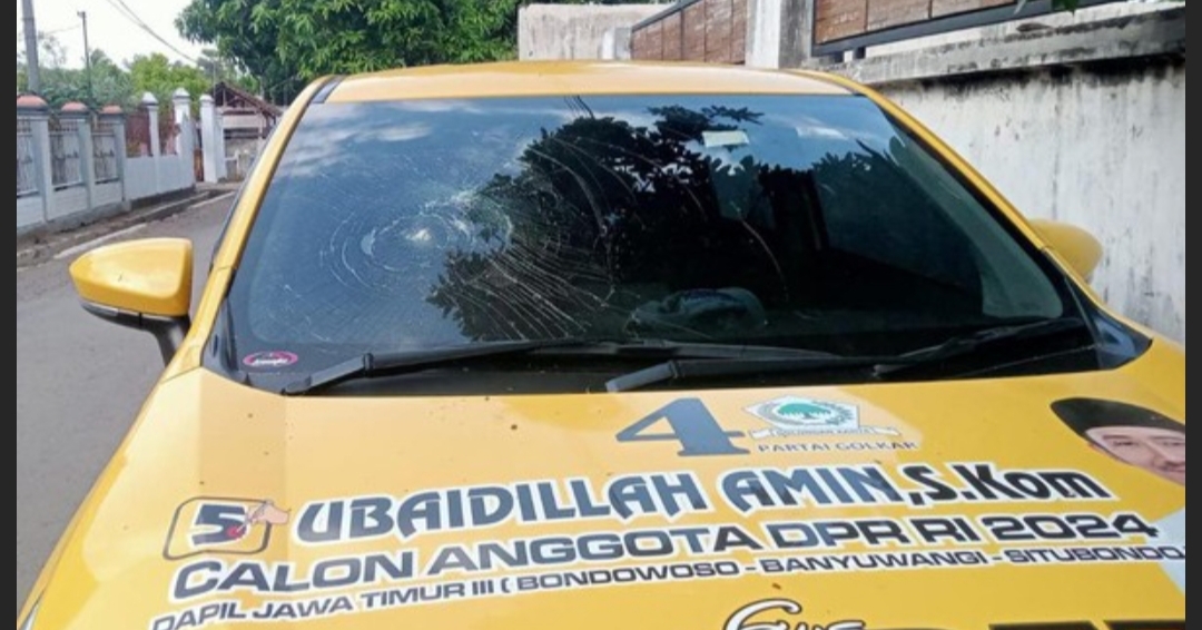 Mobil Caleg DPR RI Asal Golkar Disatroni, Kaca Depan Dikeprok OTK