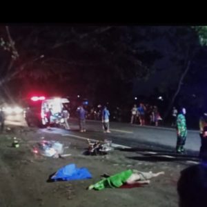 Pemotor Teledor di Jalan Basah Usai Hujan, Tewas Ditabrak Bus Eka di Ngawi Pemotor Teledor di Jalan Basah Usai Hujan, Tewas Ditabrak Bus Eka di Ngawi