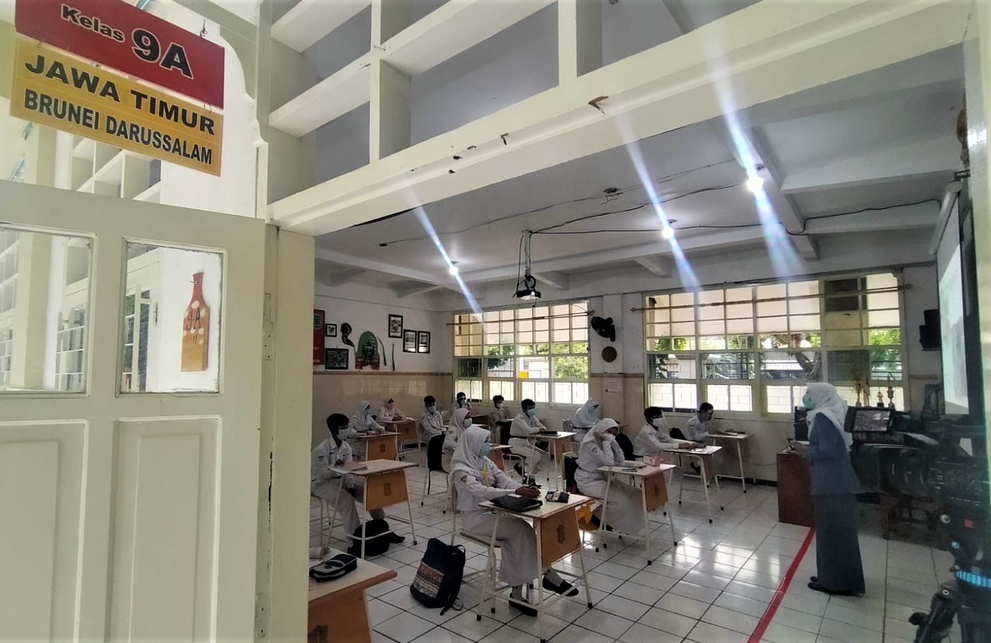 Pemkot Surabaya Rampingkan 29 Aplikasi Jadi Satu Domain Terintegrasi untuk Optimalisasi Performa Guru