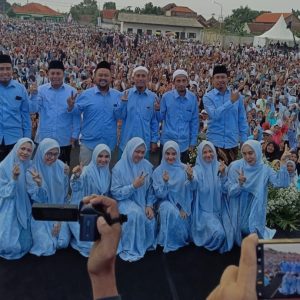 Ponpes Besar Bumi Sholawat Tulangan Ikut Login ke Prabowo Gibran Ponpes Besar Bumi Sholawat Tulangan Ikut Login ke Prabowo Gibran