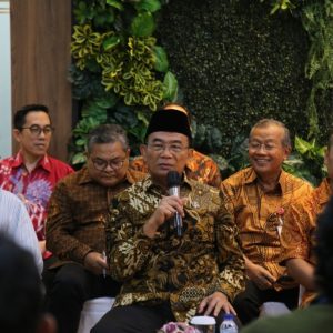Menko Muhadjir Minta Wartawan Bantu Sampaikan Informasi Publik