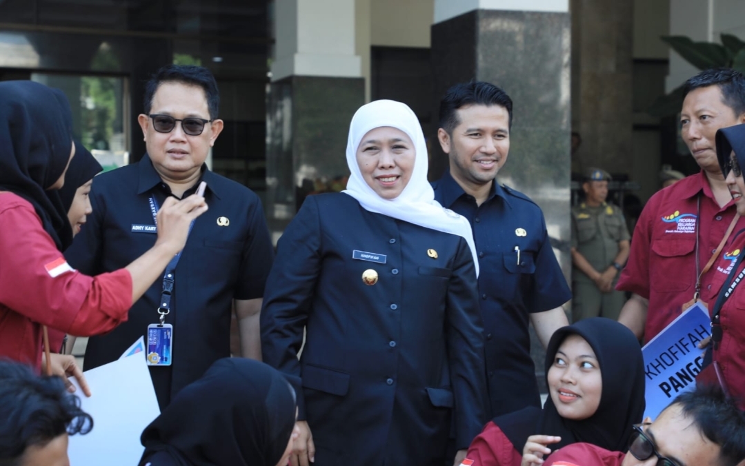 Hari Terakhir Khofifah Ngantor, Selama 5 Tahun Koleksi 738 Penghargaan