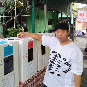 TPS 001 Kelurahan Celep Sidoarjo, Bantalan dan Paku Tidak Ada TPS 001 Kelurahan Celep Sidoarjo, Bantalan dan Paku Tidak Ada