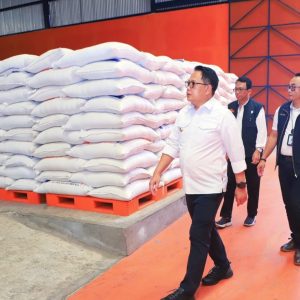 Gudang Bulog Penuh, Masyarakat Tak Perlu Kawatir Gudang Bulog Penuh, Masyarakat Tak Perlu Kawatir