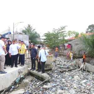 Menko PMK Muhadjir Effendy Tinjau Progres Penataan Kawasan Medan Belawan Bahari Menko PMK Muhadjir Effendy Tinjau Progres Penataan Kawasan Medan Belawan Bahari