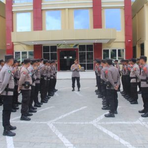 RIbuan Personel Polda Sulteng Amankan Penghitungan dan Rekapitulasi Pemilu 2024 di Sulteng RIbuan Personel Polda Sulteng Amankan Penghitungan dan Rekapitulasi Pemilu 2024 di Sulteng