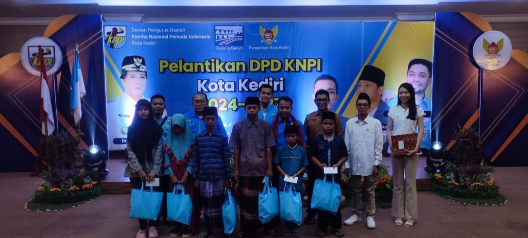 Santunan Yatim Piatu Warnai Pelantikan KNPI Kota Kediri