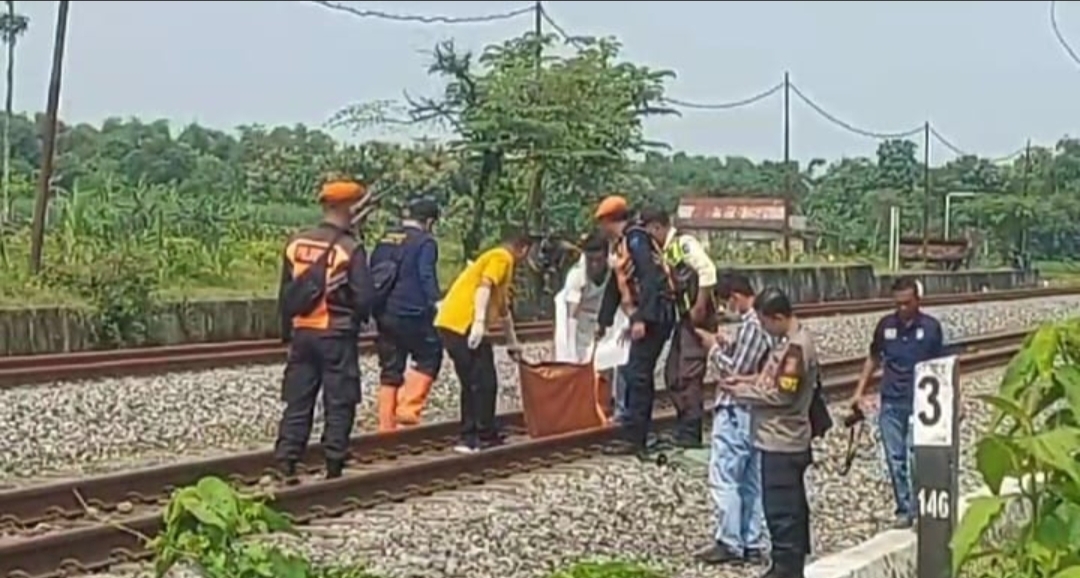 Diduga Jengkel Sakit Menahun, Kakek di Madiun ‘Tamatkan’ Hidupnya di Atas Rel KA