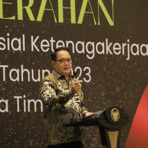 Pj. Gubernur Adhy Karyono Terima Anugerah Paritrana Award 2023 Pj. Gubernur Adhy Karyono Terima Anugerah Paritrana Award 2023