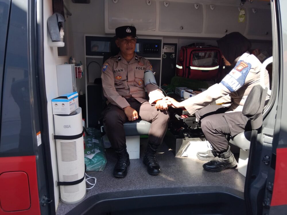 Satgas OMB Tinombala Beri Layanan Kesehatan Petugas PPS dan PPK