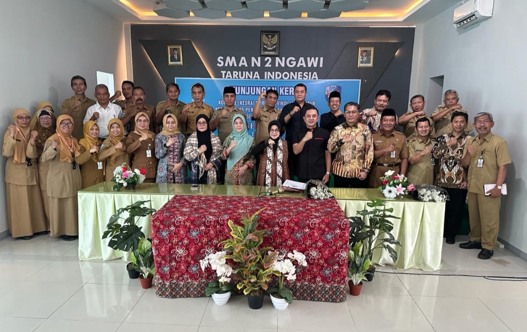 Deni Wicaksono :  Dinas Pendidikan Harus Tegas Soal Zonasi PPDB Dan Seragam Siswa