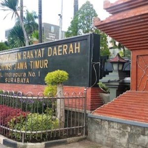 KPU Jatim Selesaikan Penghitungan Suara, Ini 120 Anggota DPRD Jatim Hasil Pemilu 2024 KPU Jatim Selesaikan Penghitungan Suara, Ini 120 Anggota DPRD Jatim Hasil Pemilu 2024