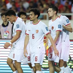 Timnas Indonesia Permalukan Vietnam 3-0 di Kandangnya