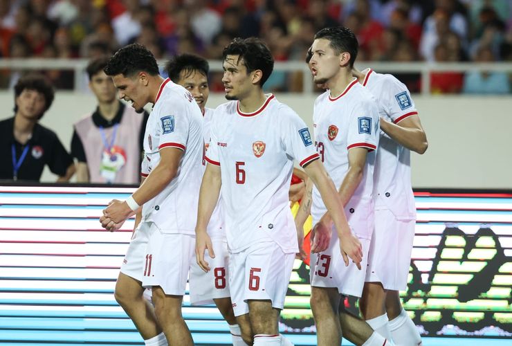 Timnas Indonesia Permalukan Vietnam 3-0 di Kandangnya