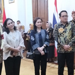 Pj. Gubernur Adhy Karyono Tawarkan Potensi Jatim ke Thailand Pj. Gubernur Adhy Karyono Tawarkan Potensi Jatim ke Thailand