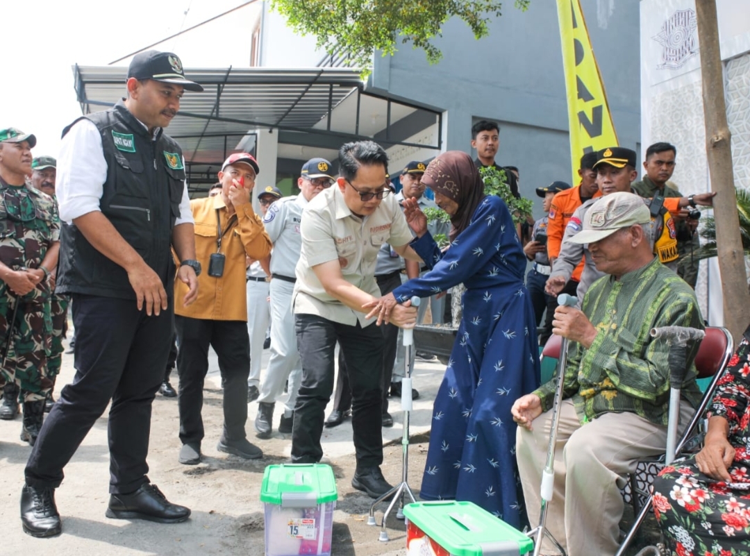 Lelah Berkendara Silahkan Istirahat, Pj. Gubernur Adhy Tinjau Posko Mudik di Ngawi,
