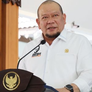 Harga Minyak di atas Asumsi Makro APBN, LaNyalla Minta Pemerintah Tak Tempuh Kenaikan BBM Subsidi Harga Minyak di atas Asumsi Makro APBN, LaNyalla Minta Pemerintah Tak Tempuh Kenaikan BBM Subsidi