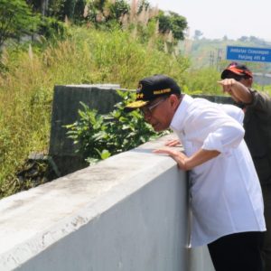 Tol Bocimi Longsor, Menko Muhadjir Minta Maaf 