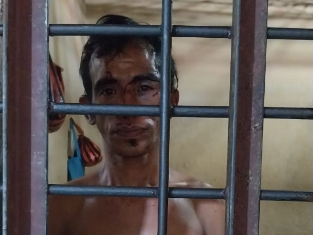 Polisi Tangkap Pencuri Ponsel, Pelipis Matanya Berdarah Saat Massa Mengamuk