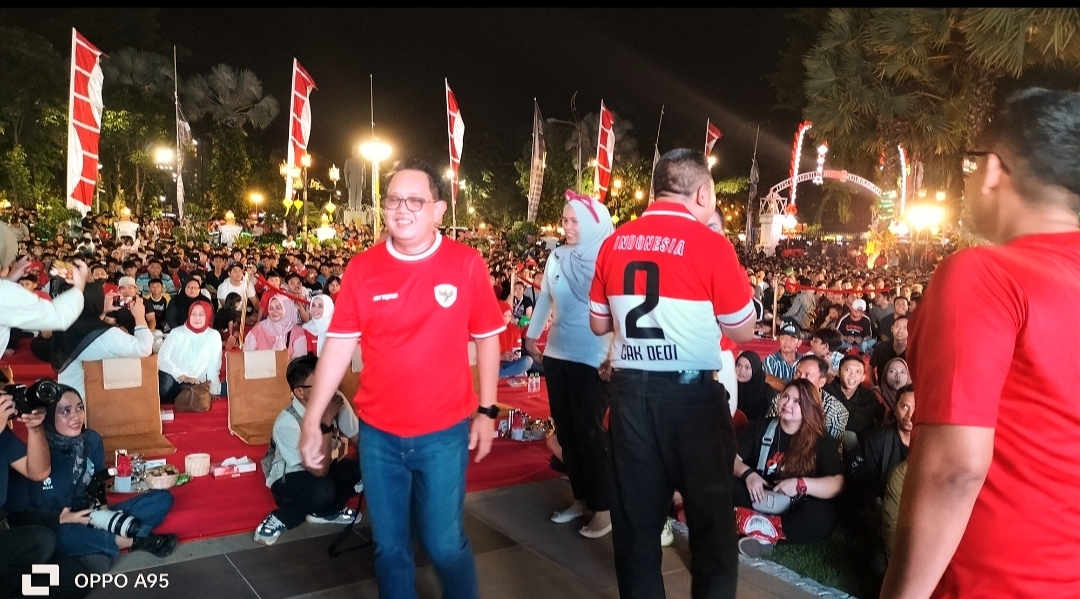Adhy Karyono dan Persebaya Legend Meriahkan Nobar di Grahadi
