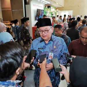 Pj. Sekdaprov Bobby Optimis Produk Pesantren Masuk Pasar Global Pj. Sekdaprov Bobby Optimis Produk Pesantren Masuk Pasar Global