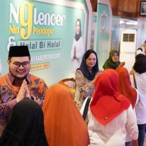 Halal Bihalal, Mas Dhito Didoakan Warga Bisa Lanjutkan Pembangunan di Kabupaten Kediri