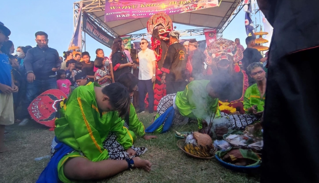 Lestarikan Budaya Kesenian Tradisional, Bakal Calon Walikota Kediri ini, Didaulat Menjadi Bapak Pembina Kesenian Jaranan