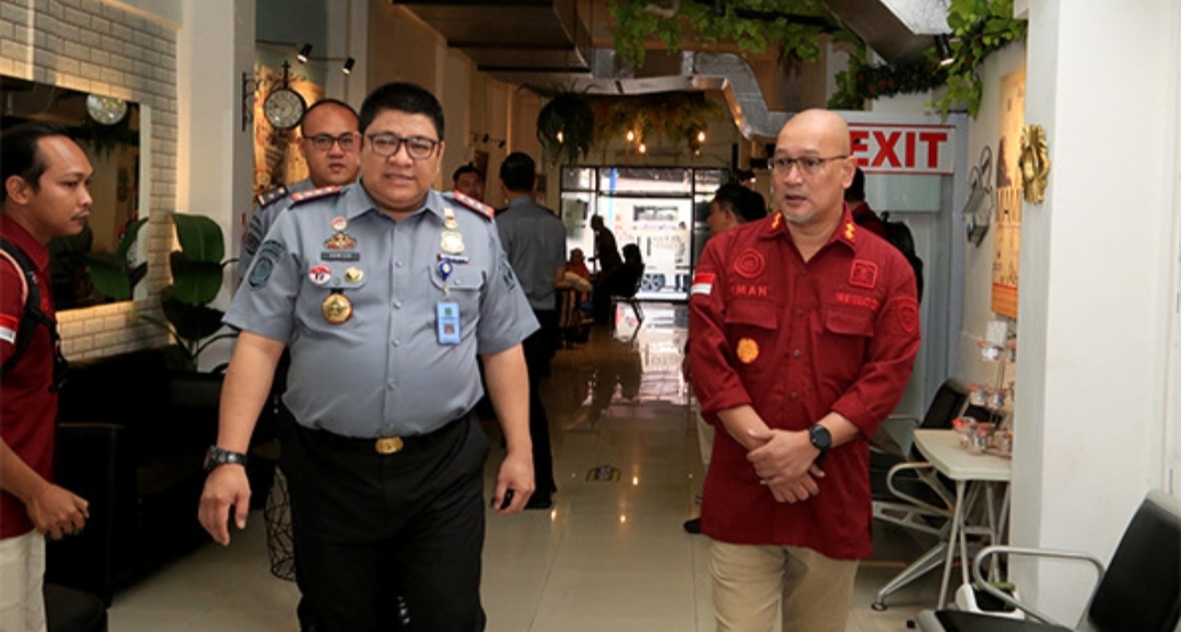 Kejar WBBM, Kantor Imigrasi Kelas I Non TPI Manokwari Studi Tiru Ke Kantor Imigrasi Kelas I TPI Tanjung Perak