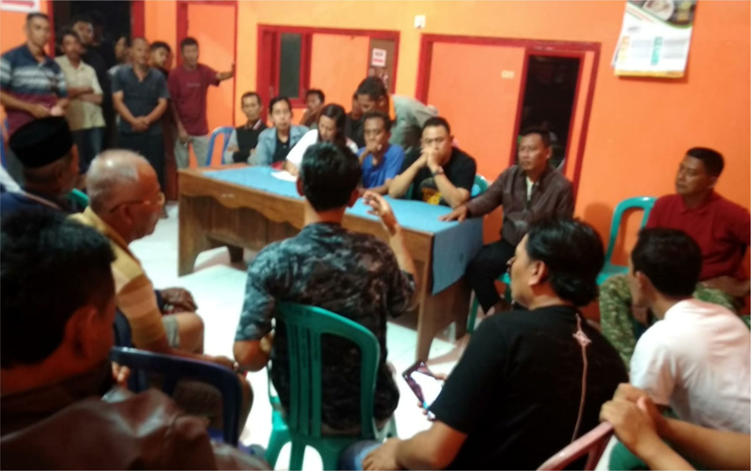 CV SKS Langgar Kesepakatan, Warga Deadline 30 hari Bersihkan Ayam dan Kandang